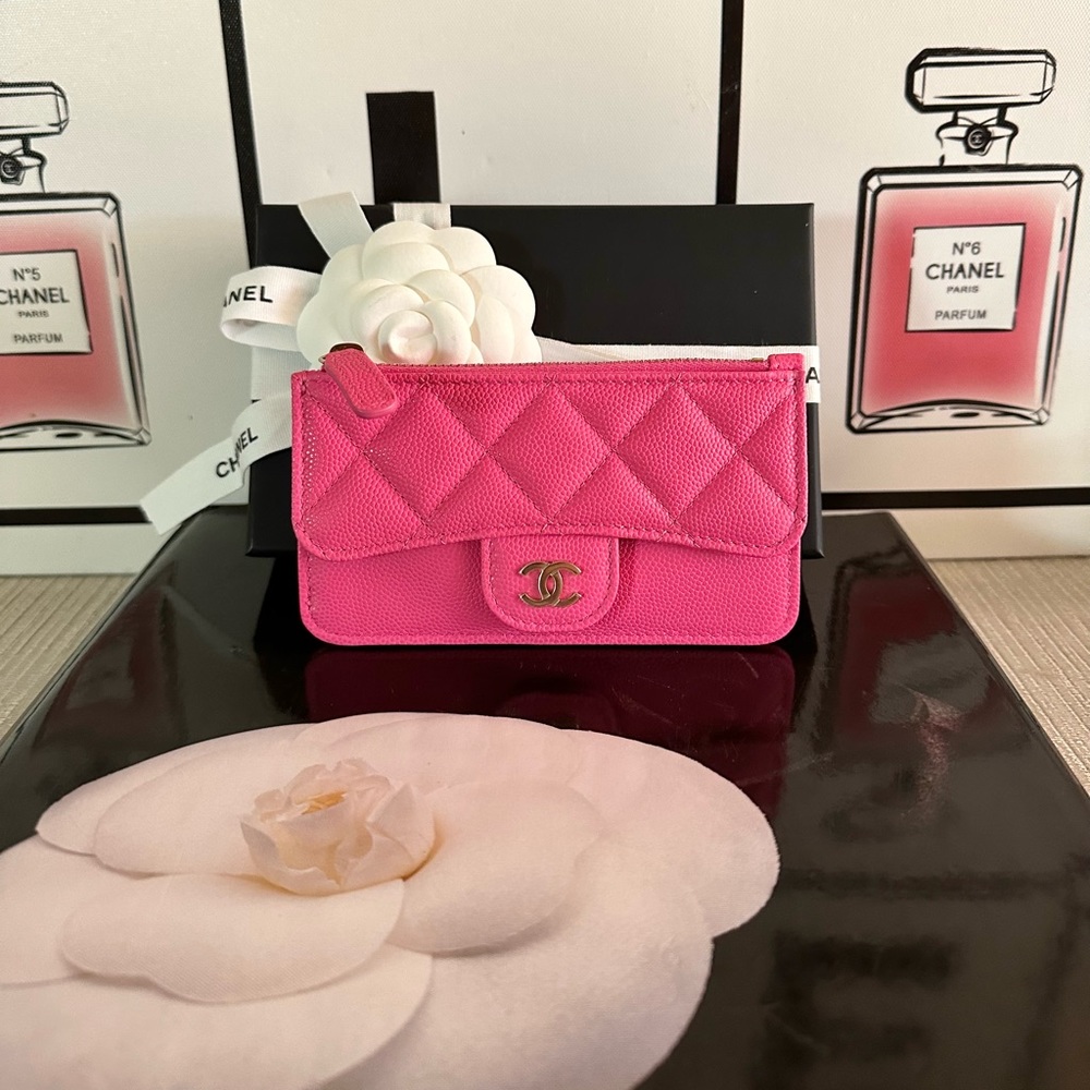 💕Chanel Flap Zip Card Holder Quilted Caviar💕